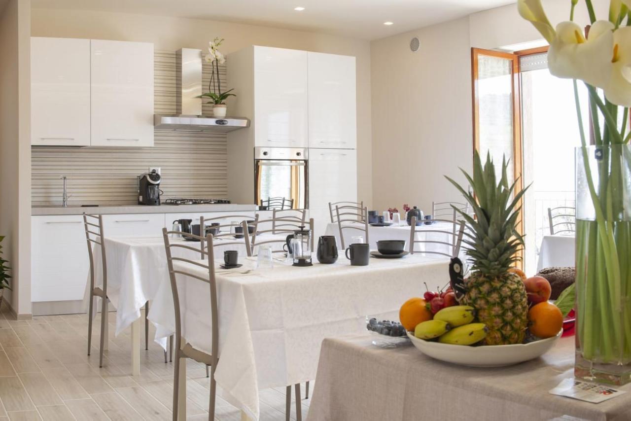 B&B Alba Sul Mare Guest House Massignano Ngoại thất bức ảnh