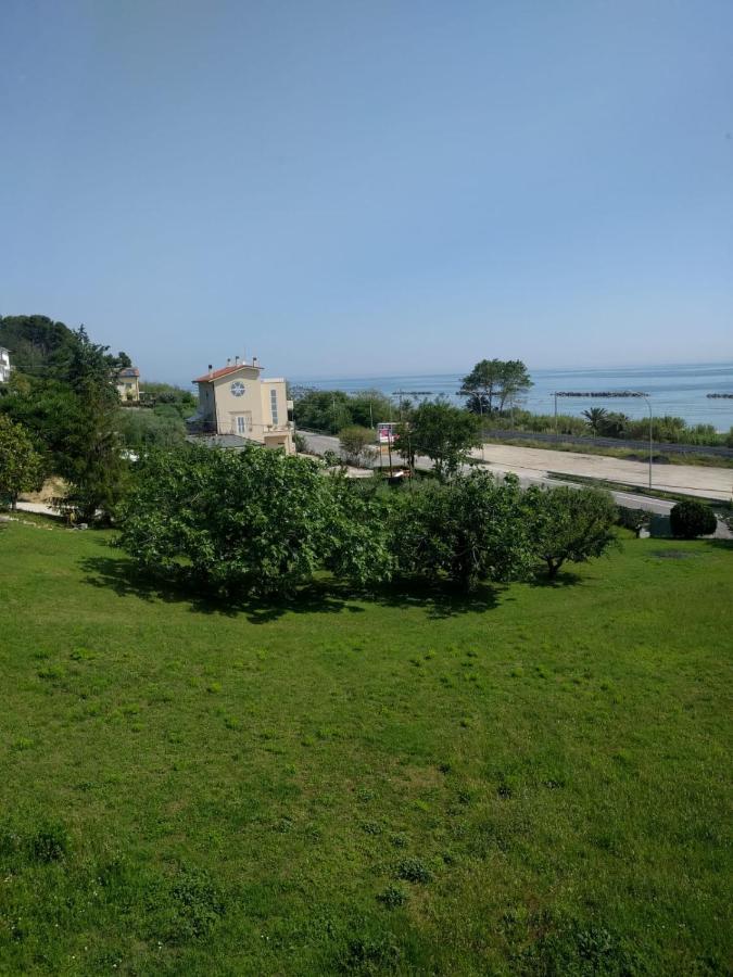 B&B Alba Sul Mare Guest House Massignano Ngoại thất bức ảnh