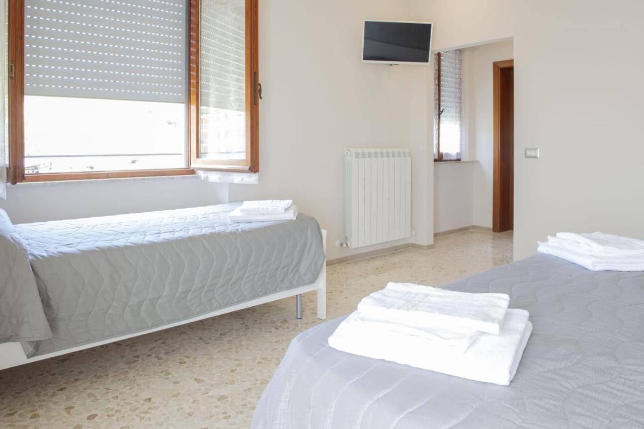 B&B Alba Sul Mare Guest House Massignano Ngoại thất bức ảnh