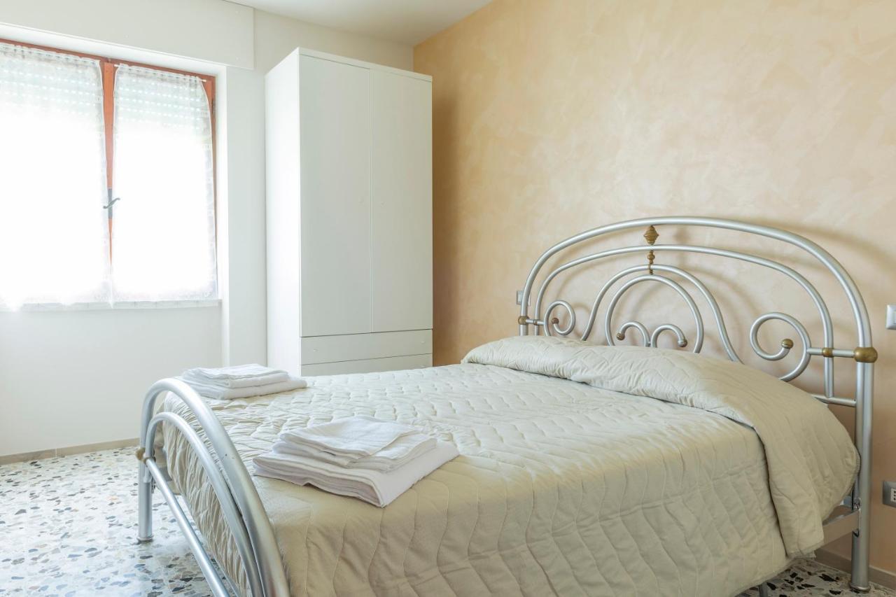 B&B Alba Sul Mare Guest House Massignano Ngoại thất bức ảnh